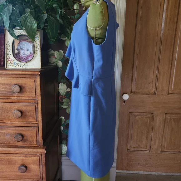 Ann Taylor Blue Ruffle Sheath Dress | Size 10 | Sleeveless V-Neck | Career Work - Picture 4 of 13